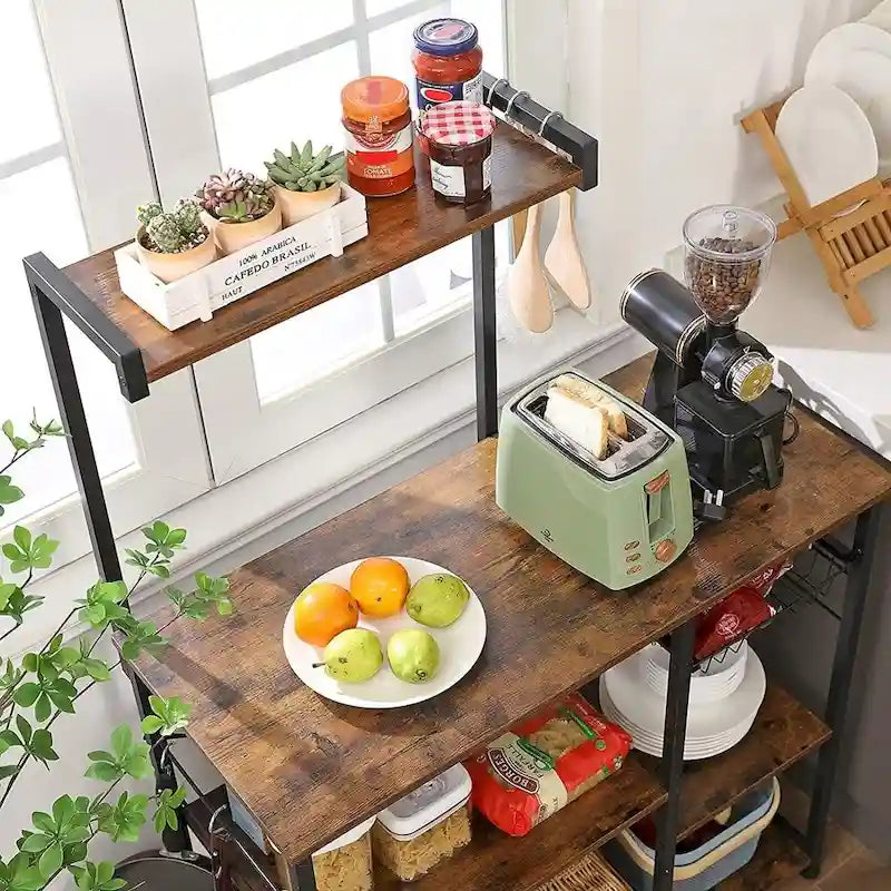 Étagère de cuisine style rustique avec panier métallique et 6 crochets en S, parfaite pour micro-ondes ou four - 35,4L x 15,7W x 52H