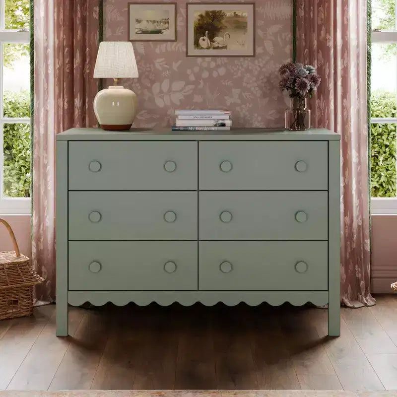 Scallop 6-Drawer Dresser